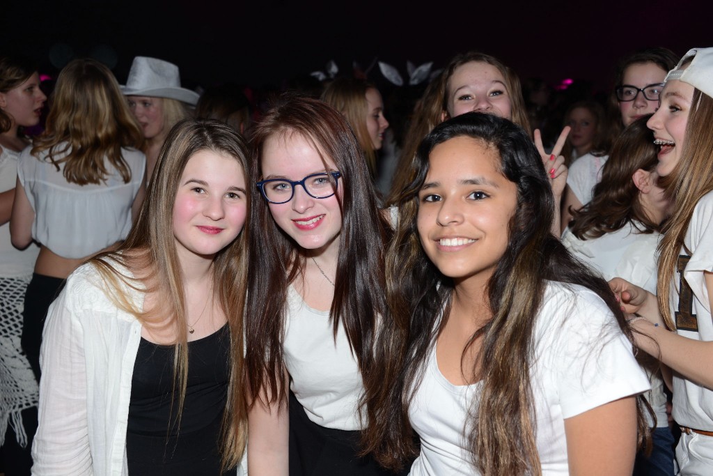 ../Images/Jeugddisco White Edition 393.jpg
